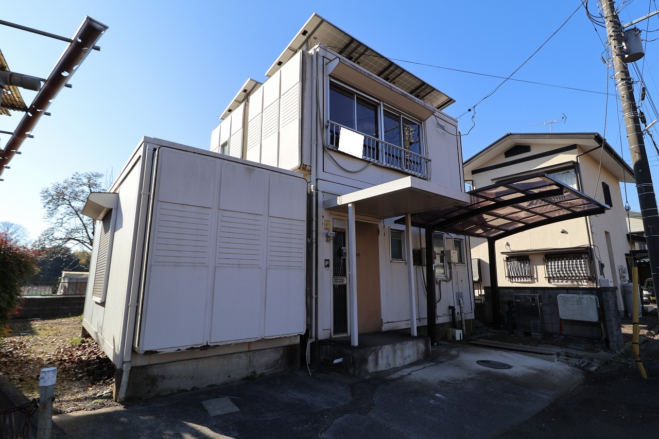栃木県小山市の一戸建て | 290万円 | 3LDK | 164.64m² | 駐車: あり/1台駐車可 | Akiyama house…